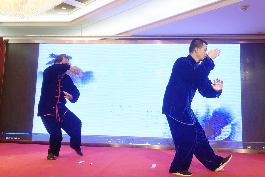 贏戰(zhàn)豬年、共創(chuàng)輝煌--山美股份隆重舉行2018年度表彰大會(huì)暨2019迎新年會(huì)