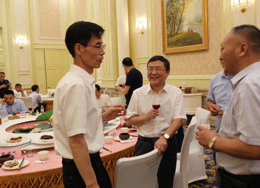 楊安民從業(yè)卅五周年系列報(bào)道--“璀璨卅五年，榮耀共分享”紀(jì)念晚宴