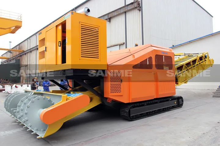 顛覆傳統(tǒng)裝車方式，山美履帶式取料機(jī)助您實(shí)現(xiàn)降本增效、節(jié)能減排！