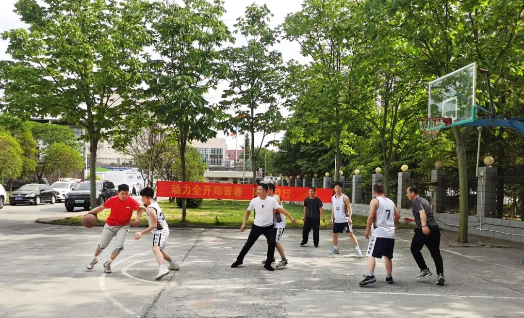 上海山美股份2025春季運(yùn)動(dòng)會(huì)火熱啟幕！拔河、籃球預(yù)賽燃情開(kāi)戰(zhàn)